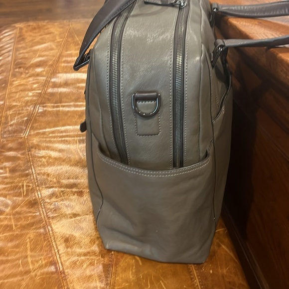 TUMI luggage carry-on - Picture 2 of 11